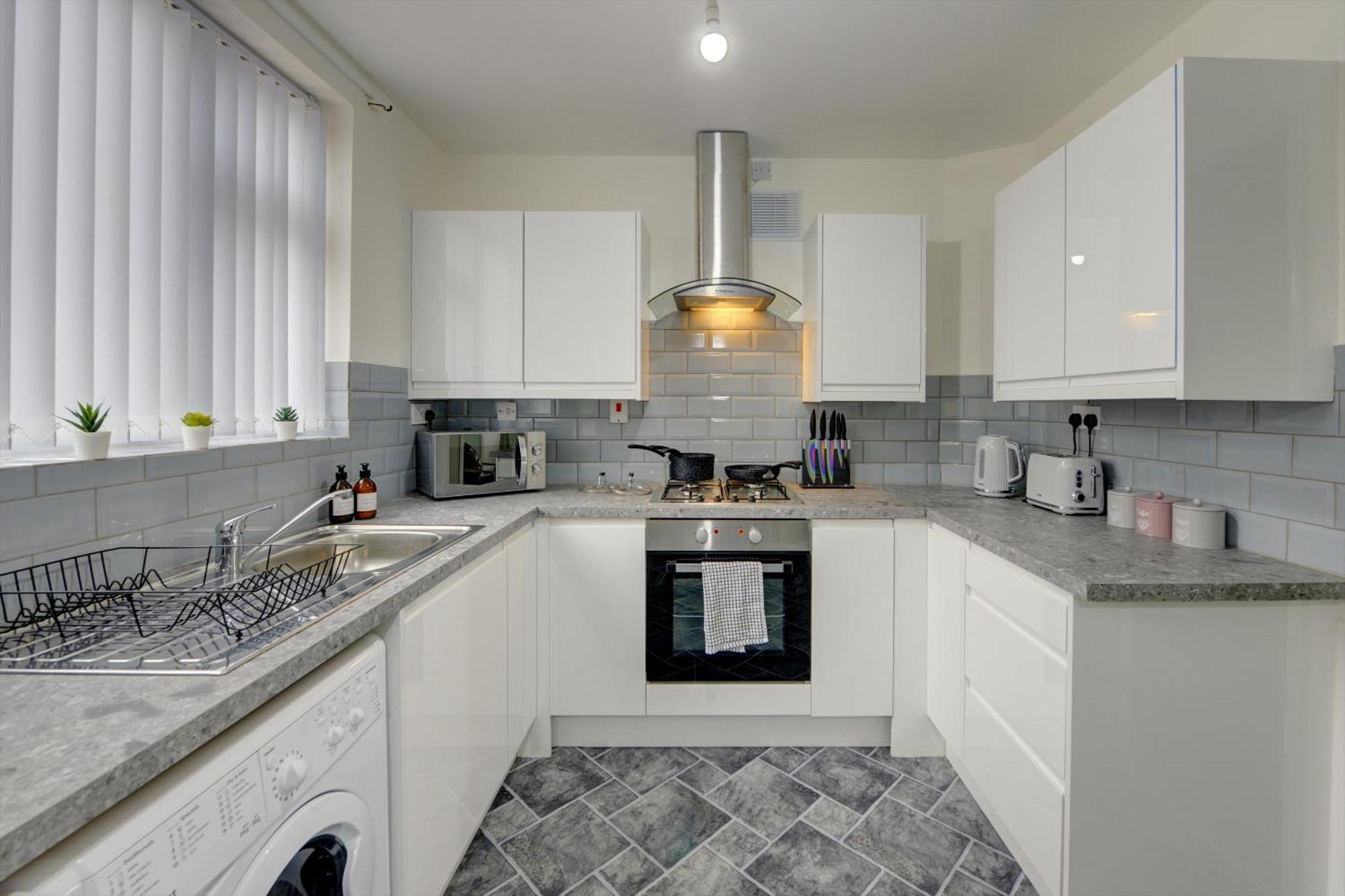 Stunning And Lovely 3 Bed House - Catch 22 Coventry Dış mekan fotoğraf