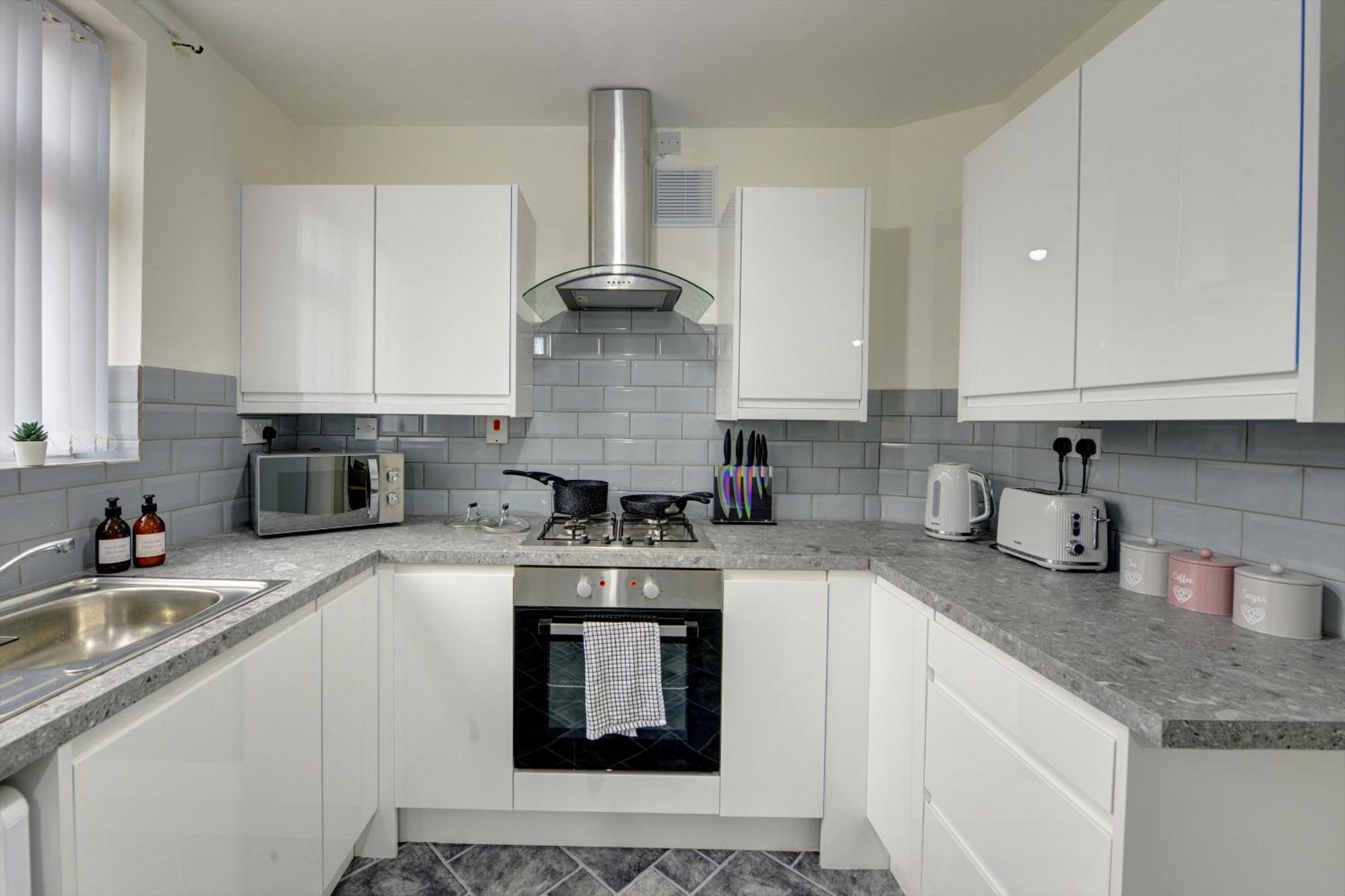 Stunning And Lovely 3 Bed House - Catch 22 Coventry Dış mekan fotoğraf
