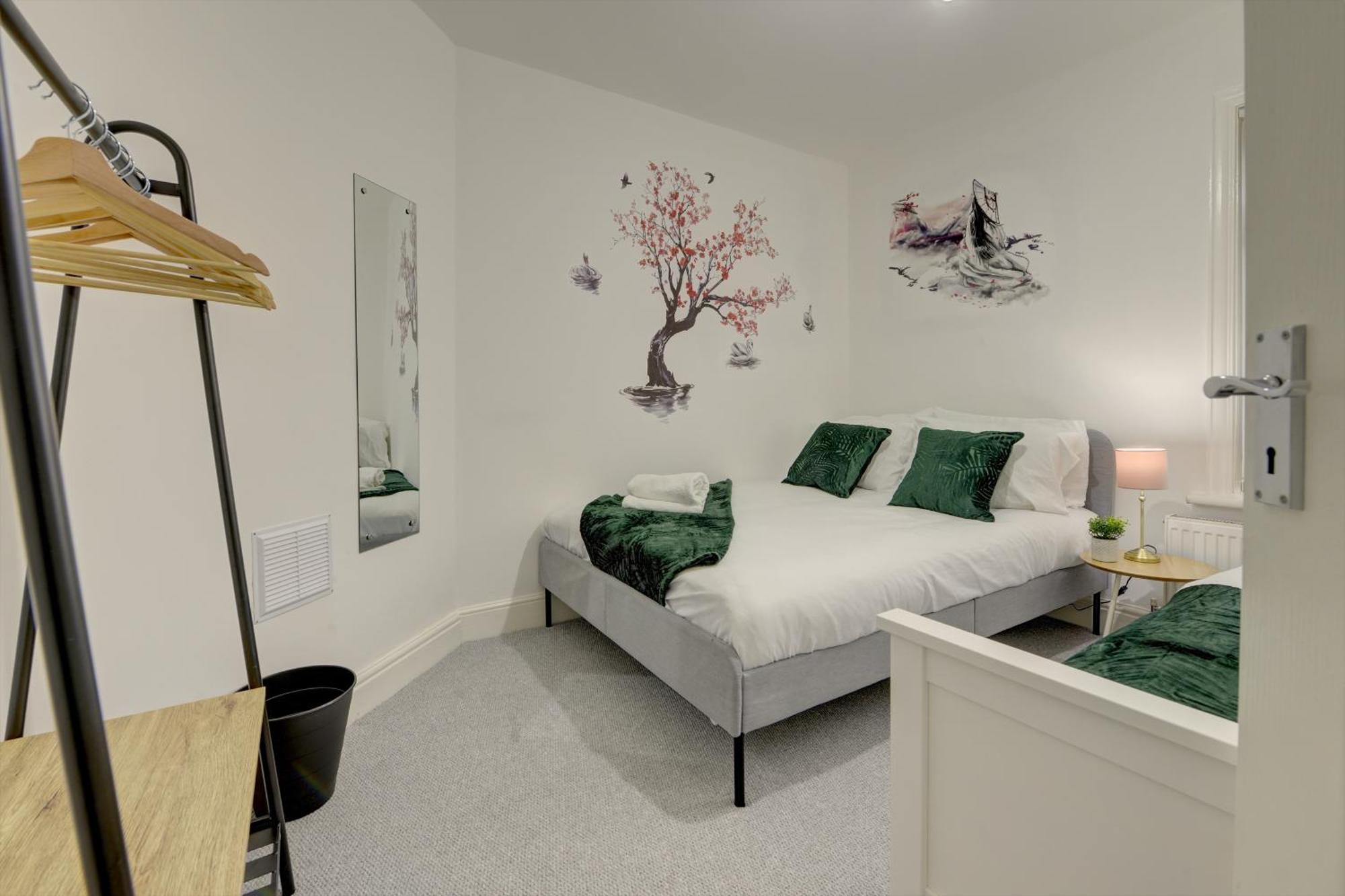 Stunning And Lovely 3 Bed House - Catch 22 Coventry Dış mekan fotoğraf