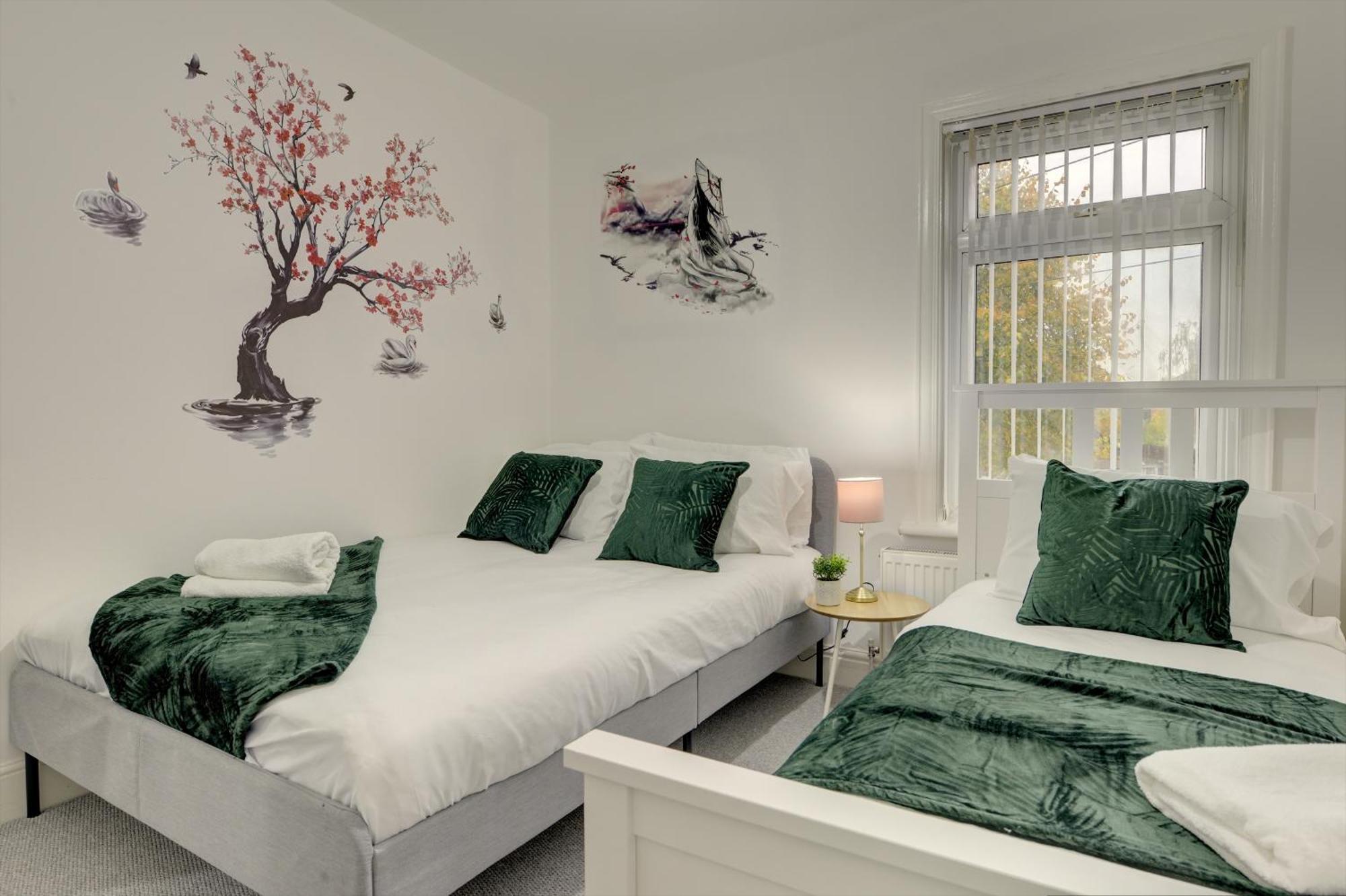 Stunning And Lovely 3 Bed House - Catch 22 Coventry Dış mekan fotoğraf