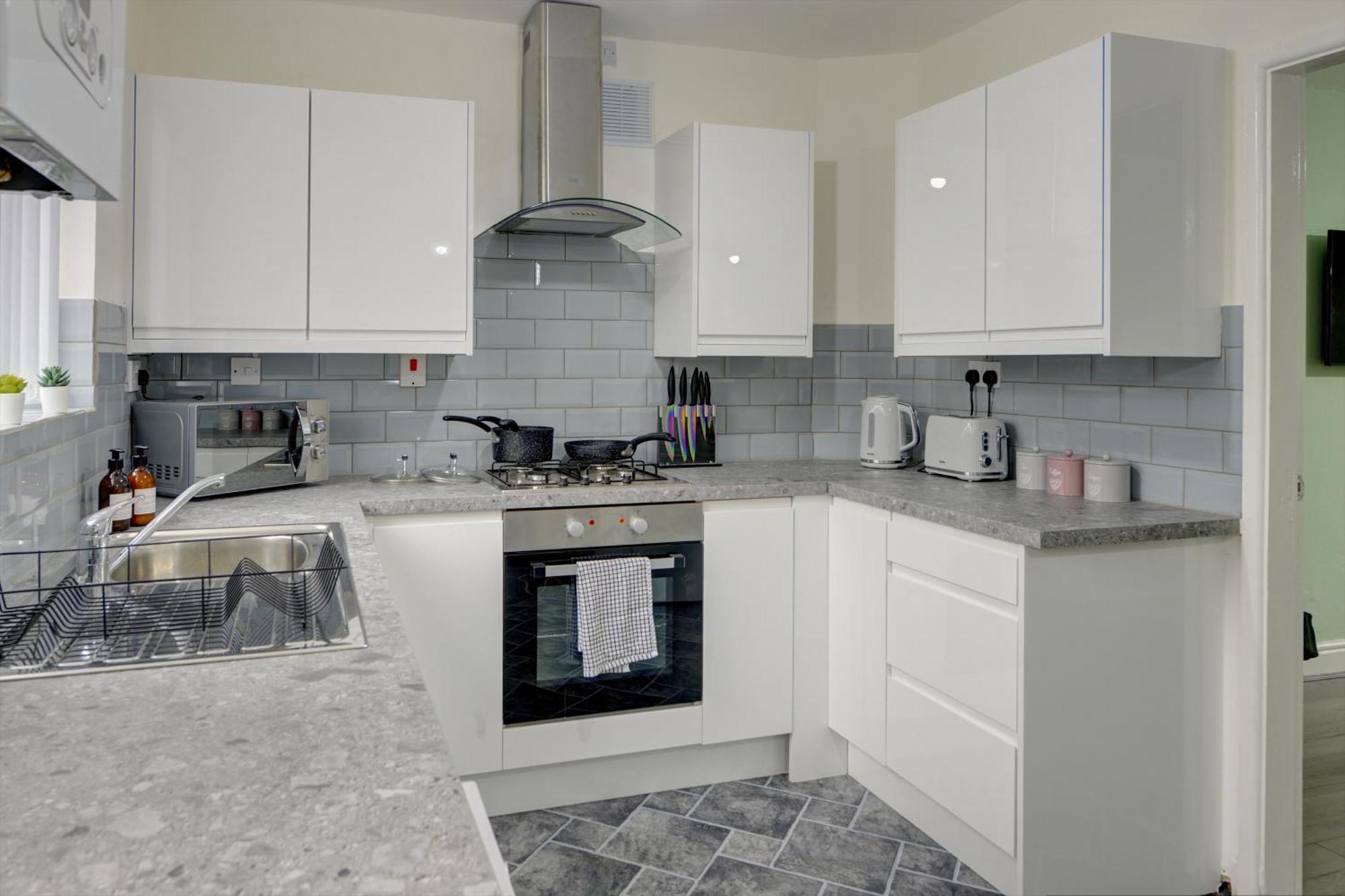 Stunning And Lovely 3 Bed House - Catch 22 Coventry Dış mekan fotoğraf